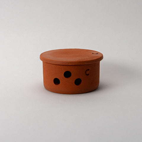 Handgemaakte keramieken mierenpot voor in de tuin – Ceramics for Nature