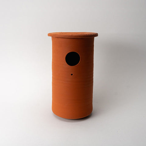 Handgemaakte keramieken boomkleverpot voor in de tuin – Ceramics for Nature
