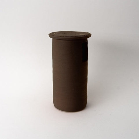Handgemaakte keramieken boomkruiperpot voor in de tuin – Ceramics for Nature