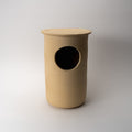 Handgemaakte keramieken eekhoornpot voor in de tuin – Ceramics for Nature