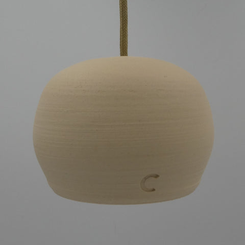 Handgemaakte keramieken luizenpot voor in de tuin – Ceramics for Nature