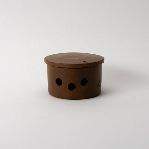 Handgemaakte keramieken mierenpot voor in de tuin – Ceramics for Nature