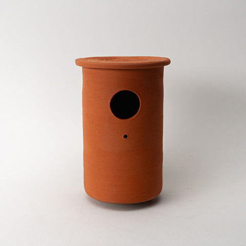 Handgemaakte keramieken mussenpot voor in de tuin – Ceramics for Nature