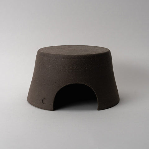 Handgemaakte keramieken paddenpot voor in de tuin – Ceramics for Nature
