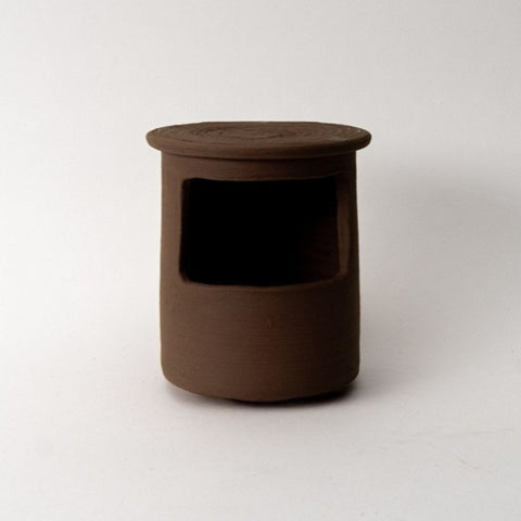 Handgemaakte keramieken roodborstpot voor in de tuin – Ceramics for Nature
