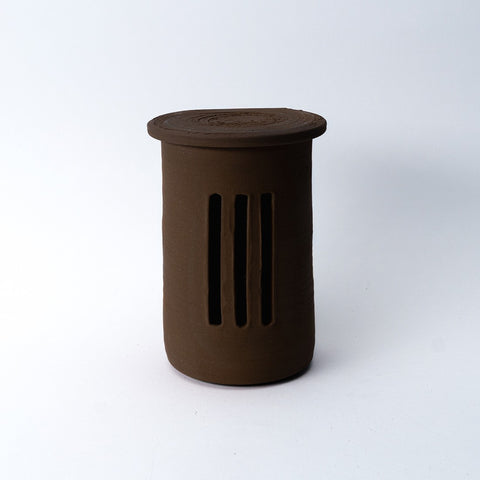 Handgemaakte keramieken vlinderpot voor in de tuin – Ceramics for Nature