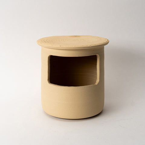Handgemaakte keramieken winterkoningpot voor in de tuin – Ceramics for Nature